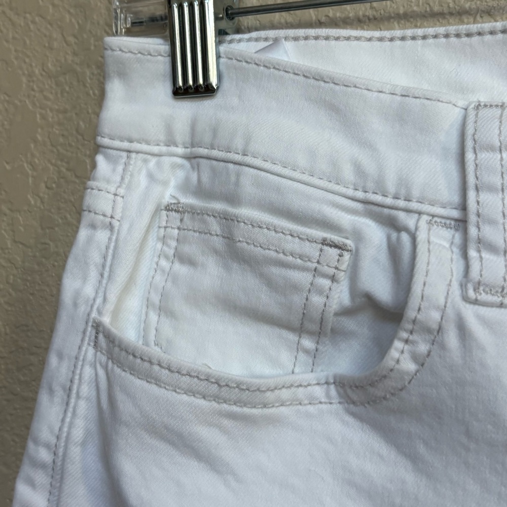 Joe's Jeans White Cropped Ankle Jeans - Picture 4 of 9